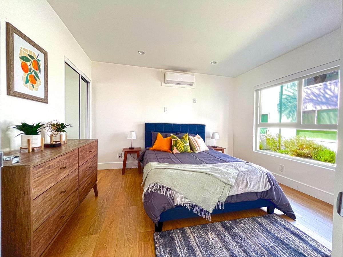 Hollywood/Thai Town Courtyard Apartment Лос-Анджелес Екстер'єр фото
